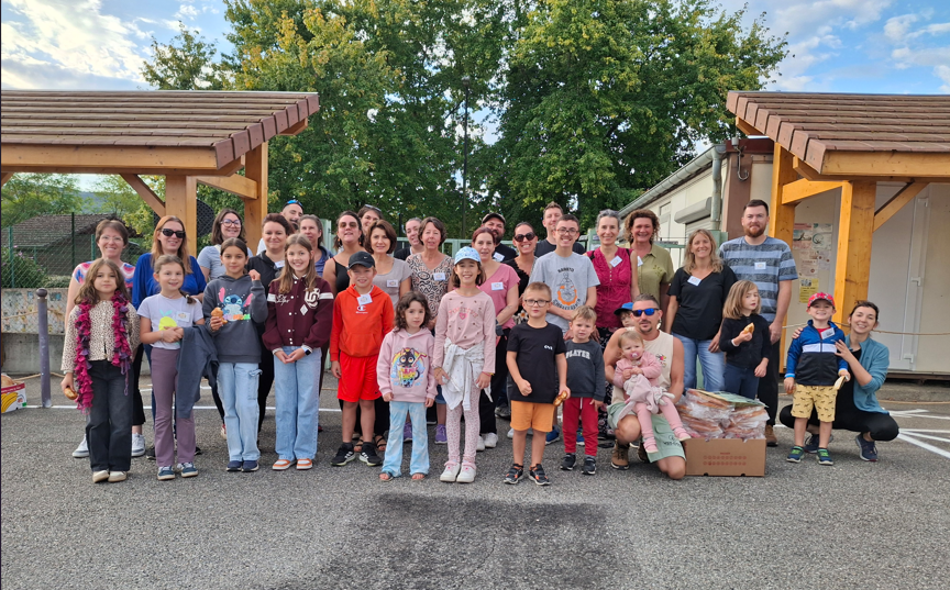 🥧Une vente de tartes réussie pour le Sou des Écoles